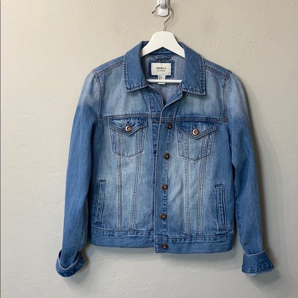 Forever 21 Jackets & Blazers - Forever 21 light jean jacket size small
